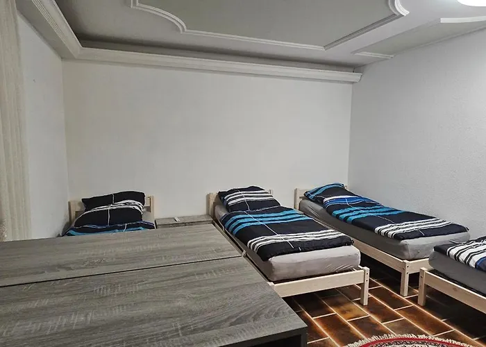 Schoene Mit Kamin Ketsch